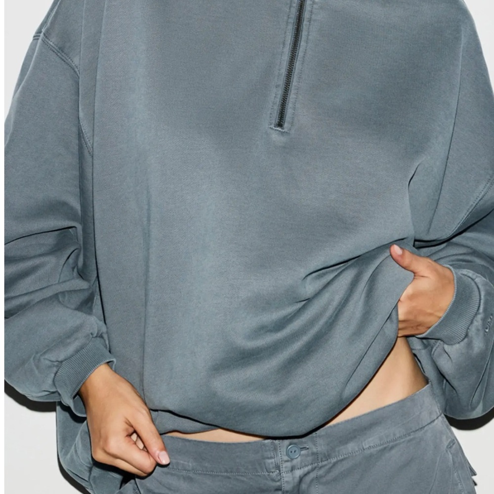 SKIMS Zircon Boyfriend Fleece Half Zip